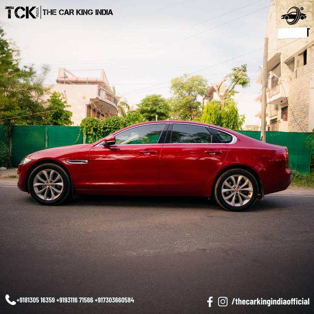 https://images10.gaadi.com/usedcar_image/4641865/original/processed_22e8f6aa7663a3e1da87871d5df53814.jpg?imwidth=6402