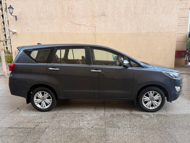 https://images10.gaadi.com/usedcar_image/4641867/original/8f8499c2ebec72a7eeae7bfb7b2f82d1.jpg?imwidth=6401