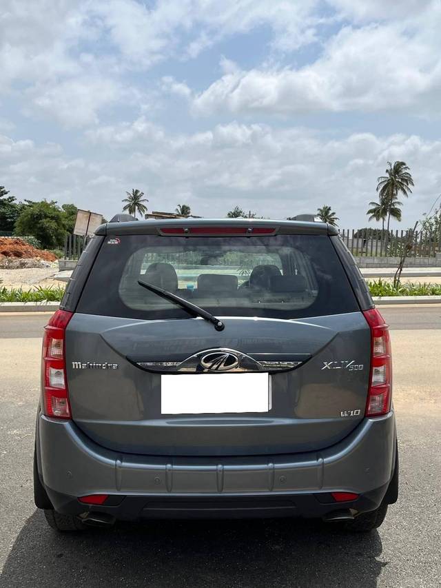 https://images10.gaadi.com/usedcar_image/4641870/original/processed_606b62e223a7d33ffce487258207b124.jpg?imwidth=6402