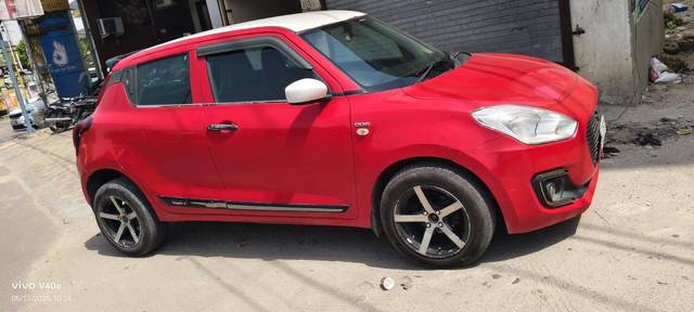https://images10.gaadi.com/usedcar_image/4641878/original/processed_e66beb5d7f022fe2d8e97048d67111d5.jpg?imwidth=6402