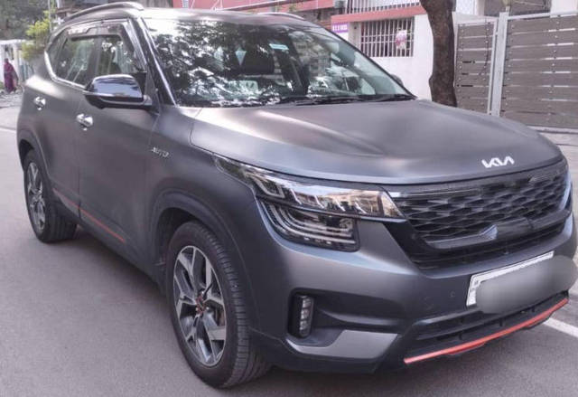 https://images10.gaadi.com/usedcar_image/4641959/original/processed_6df451182a549e8a45dcd2d504cc9aec.png?imwidth=6400