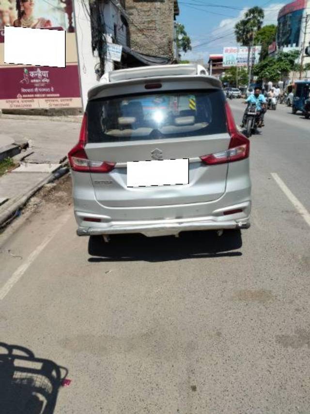 https://images10.gaadi.com/usedcar_image/4641963/original/processed_f9f9a22b-f415-4c32-ab32-195d24f80334.jpeg?imwidth=6401