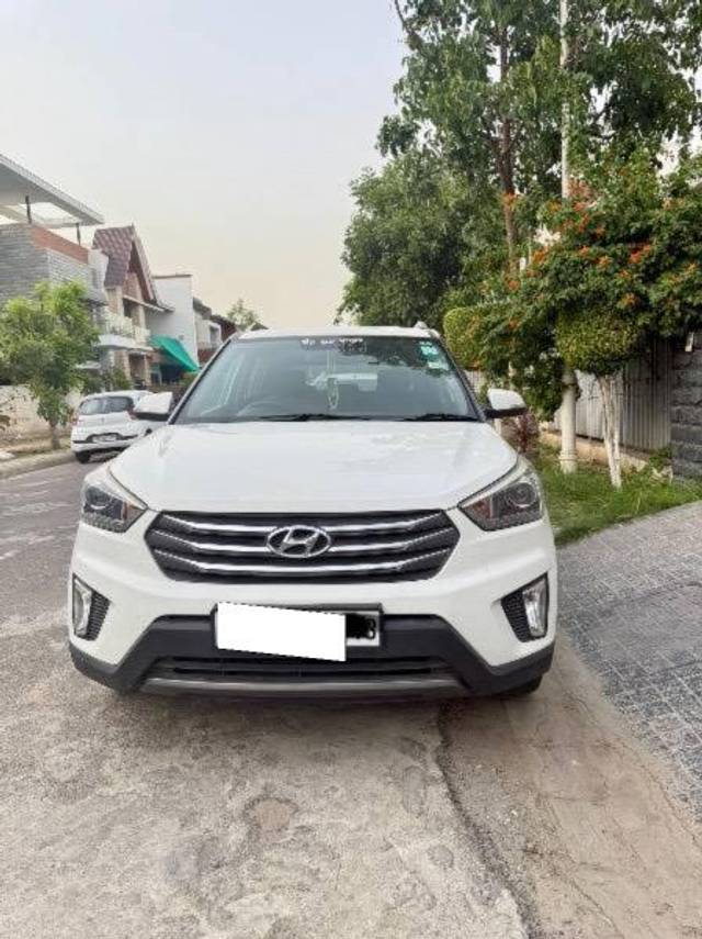https://images10.gaadi.com/usedcar_image/4641989/original/processed_31766bdd-ef67-42c4-957e-e5082da4fd37.jpeg?imwidth=6400