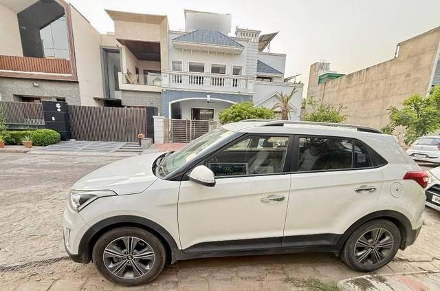 https://images10.gaadi.com/usedcar_image/4641989/original/processed_5e1ee47f-6ae1-4503-9c5c-5918f314d5e1.jpeg?imwidth=6402