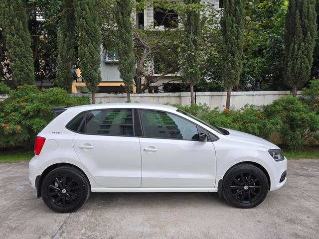 https://images10.gaadi.com/usedcar_image/4642098/original/processed_7f6a4188717e3ed78dc3164fc78e7cd6.jpg?imwidth=6401