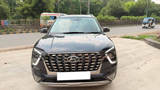 https://images10.gaadi.com/usedcar_image/4642109/original/processed_d868250acbd54bef7bb95f6ff301b8a7.jpg?imwidth=6400