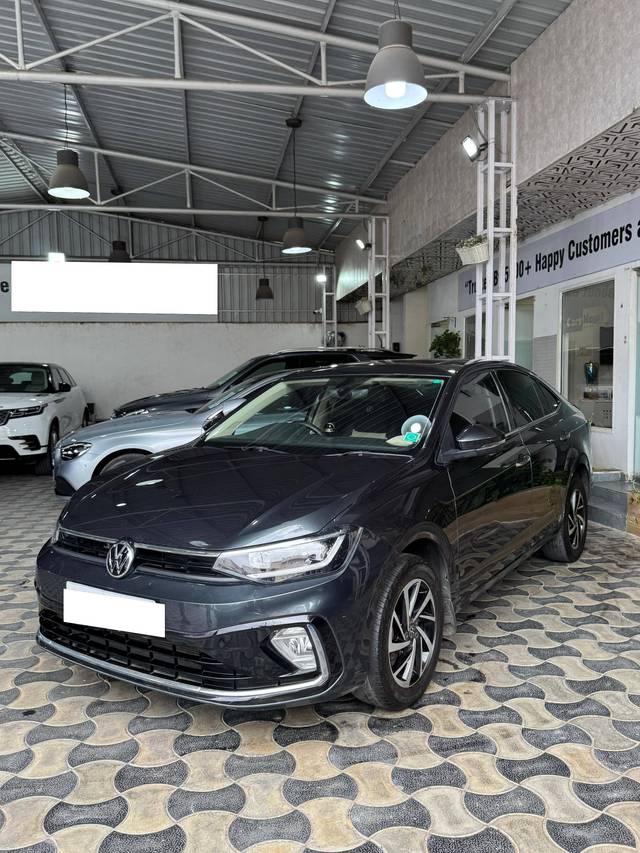 https://images10.gaadi.com/usedcar_image/4642117/original/processed_7c132e850807cd8f4e97f1c1d382bca8.jpg?imwidth=6400