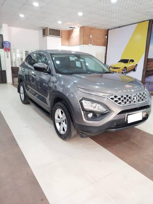 https://images10.gaadi.com/usedcar_image/4642182/original/processed_cc8a2f88ff76824ae6b64b48cfbb44bc.jpg?imwidth=6400