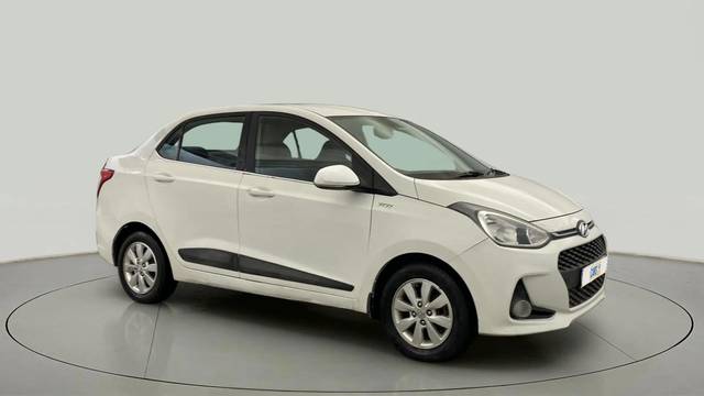 https://images10.gaadi.com/usedcar_image/4642198/original/f97a9e0788ac6d8b095cbacf64fa7996.jpg?imwidth=6400
