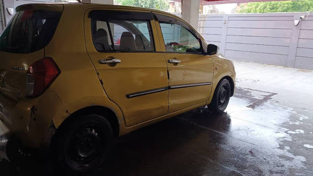 https://images10.gaadi.com/usedcar_image/4642248/original/28ccfb9d-e7a0-4e7e-8101-60bf8d7af0ef.png?imwidth=6402