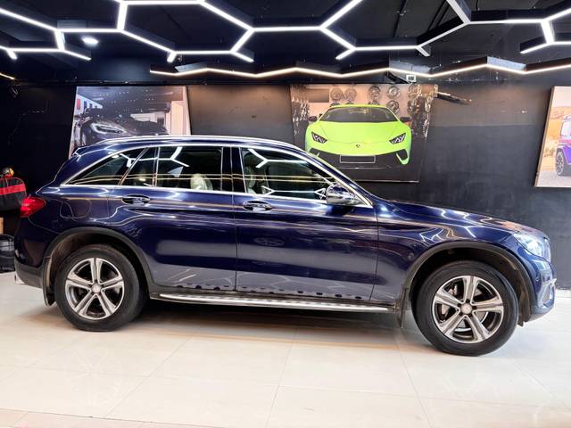 https://images10.gaadi.com/usedcar_image/4642258/original/843b39b3b67eaf45329ff6dc6408e1f4.jpg?imwidth=6401