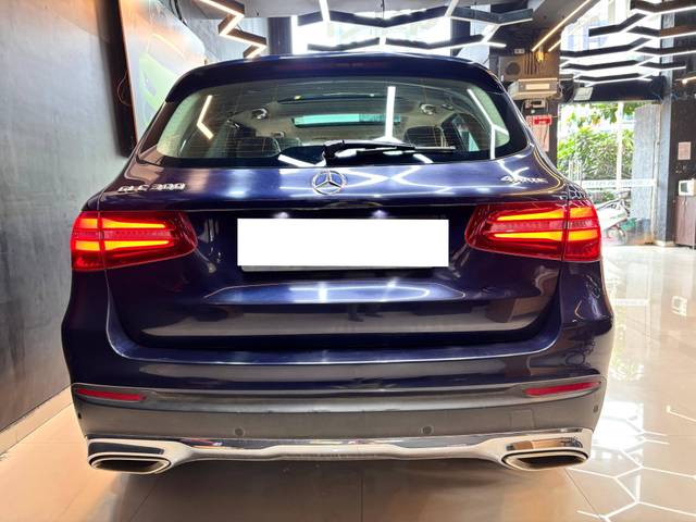 https://images10.gaadi.com/usedcar_image/4642258/original/processed_fd9f26496ed794b5b9714c784dcc6f71.jpg?imwidth=6402