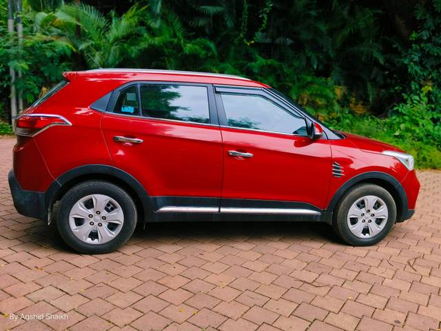 https://images10.gaadi.com/usedcar_image/4642286/original/processed_0725afb962fbef8611d136d8a6a73962.jpg?imwidth=6401