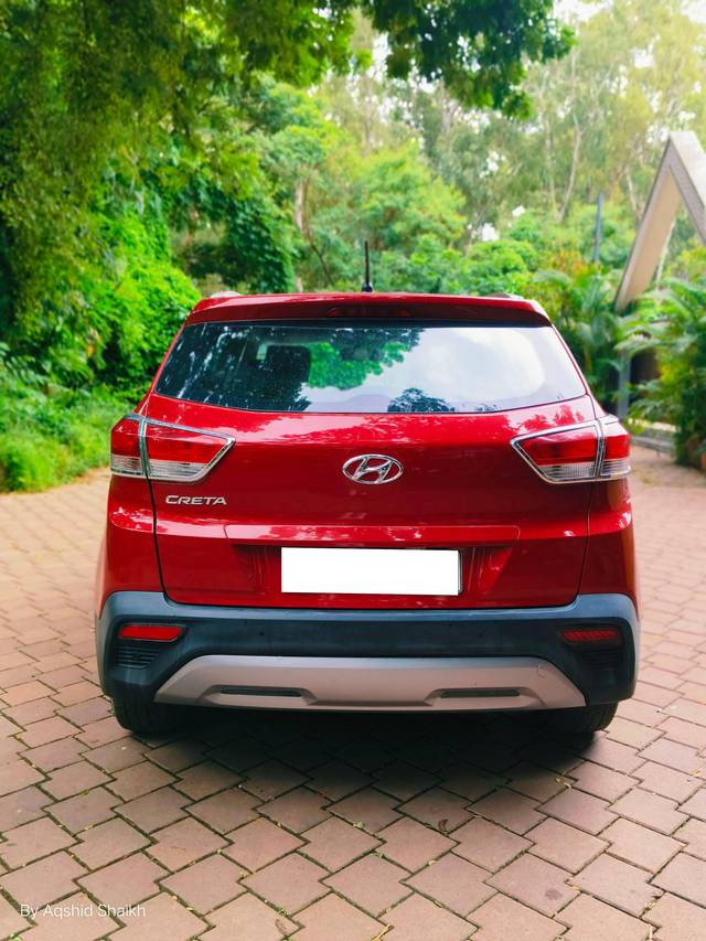 https://images10.gaadi.com/usedcar_image/4642286/original/processed_7e5539d985b4f791fd8385196bcf9dde.jpg?imwidth=6402