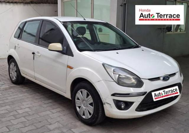 https://images10.gaadi.com/usedcar_image/4642293/original/935f34e747306e8ee417185affea2bdc.jpeg?imwidth=6400