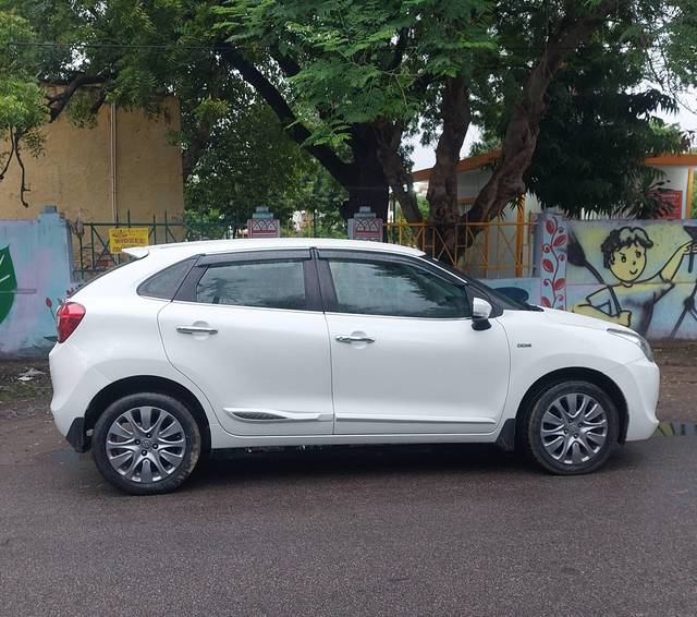 https://images10.gaadi.com/usedcar_image/4642323/original/processed_d3146637ed9862a8530744568d82c8b9.jpg?imwidth=6401