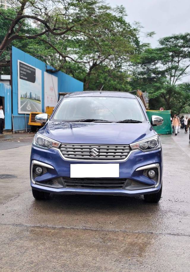 https://images10.gaadi.com/usedcar_image/4642327/original/processed_91d493229d484a4ca01bb5489d758b22.jpg?imwidth=6400