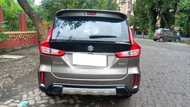 https://images10.gaadi.com/usedcar_image/4642335/original/processed_c73c6ffcee2a8bc16a76750fb033954c.jpg?imwidth=6401