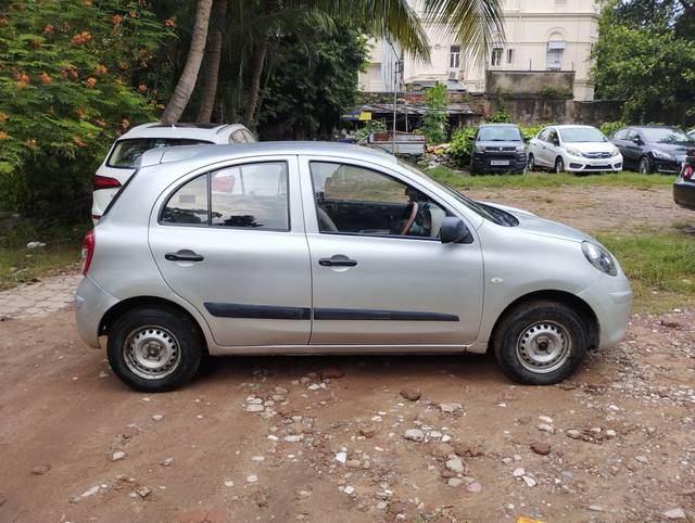 https://images10.gaadi.com/usedcar_image/4642375/original/processed_4f5e8142a4794448d428038870814d50.jpg?imwidth=6401