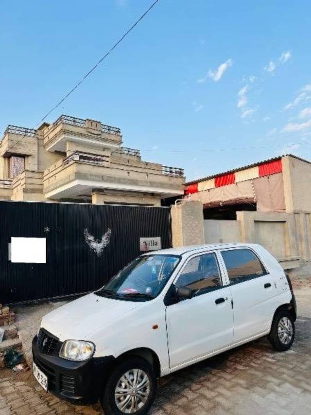 https://images10.gaadi.com/usedcar_image/4642413/original/processed_fe32f6fd-8e4d-4df3-9769-a88dea19df42.jpeg?imwidth=6401