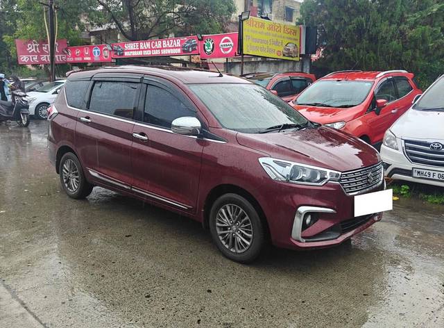 https://images10.gaadi.com/usedcar_image/4642422/original/processed_736e40f7adaebd1276717fc11f021a7f.jpg?imwidth=6400