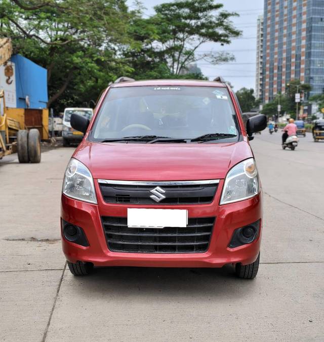 https://images10.gaadi.com/usedcar_image/4642435/original/processed_1393d0c25b9425e169c6bf1f33998b97.jpg?imwidth=6400