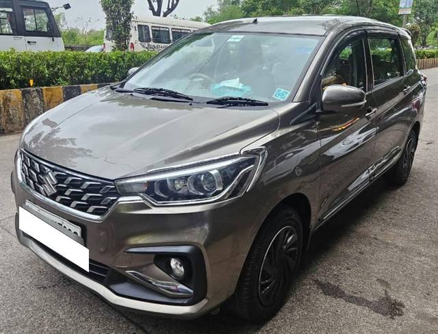 https://images10.gaadi.com/usedcar_image/4642527/original/processed_cdb06f3f446836637fa617cd554f3e0a.jpg?imwidth=6401