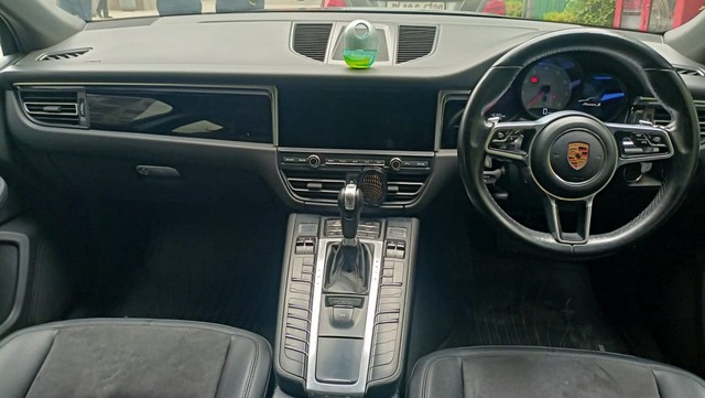 Porsche Macan 2L Second-hand 2019 Porsche Macan 2L for sale in New Delhi-11