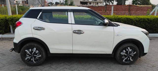 https://images10.gaadi.com/usedcar_image/4642590/original/processed_835b38ce672efbfa8730d46c1e9974f4.jpeg?imwidth=6401