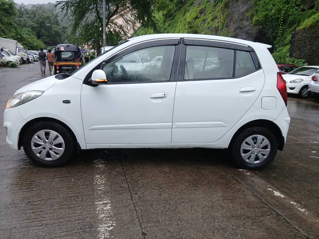 https://images10.gaadi.com/usedcar_image/4642594/original/3dd0f66174112a99048859811b6892e0.jpg?imwidth=6402