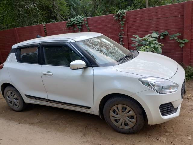 https://images10.gaadi.com/usedcar_image/4642601/original/b2b0cbe3b73ddeb352bcfe0437eb114e.jpg?imwidth=6401
