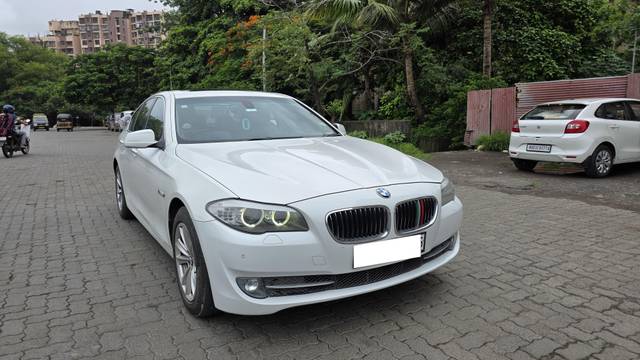 https://images10.gaadi.com/usedcar_image/4642602/original/processed_b54eb410f663f9b25aecf3655ea4ca91.jpeg?imwidth=6400