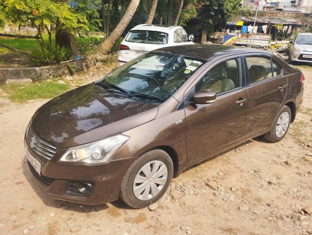 https://images10.gaadi.com/usedcar_image/4642655/original/processed_ff7313ce17e70cf5fc9e9db39cf4df4d.jpg?imwidth=6400