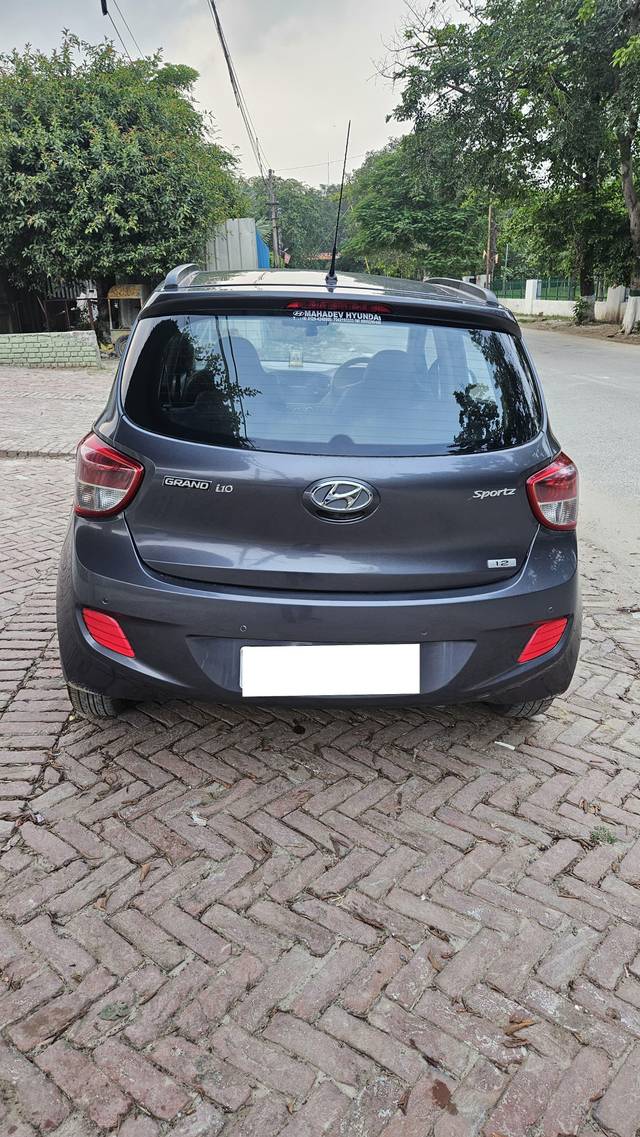 https://images10.gaadi.com/usedcar_image/4642668/original/processed_3ddc757fd8c804a2cc7d2948501053d6.jpg?imwidth=6402