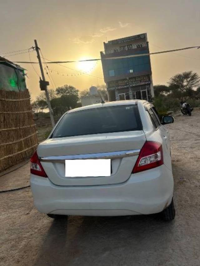 https://images10.gaadi.com/usedcar_image/4642730/original/processed_a822e295-e187-4830-a624-2b38add4741f.jpeg?imwidth=6402