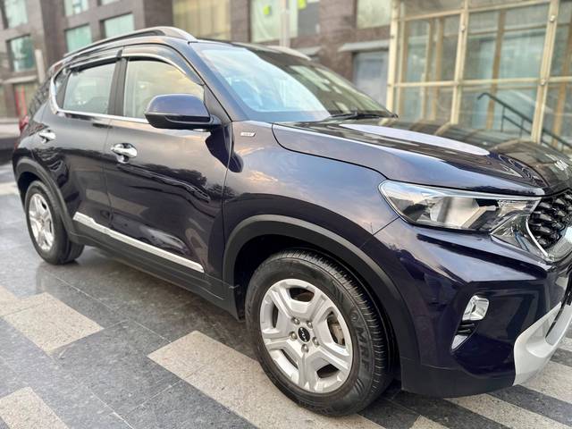 https://images10.gaadi.com/usedcar_image/4642782/original/processed_d91a3eb23322fd32ae7e8d12bcdbbb86.jpg?imwidth=6400