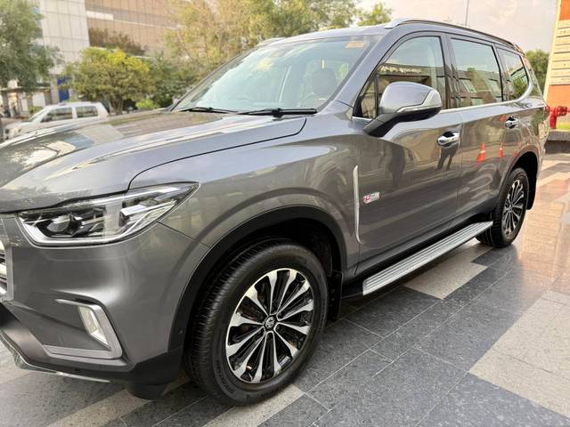https://images10.gaadi.com/usedcar_image/4642788/original/processed_86d17e5ceb00e2ce00c78b10afe87c0f.jpg?imwidth=6400