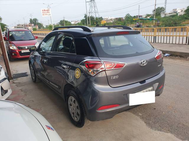 https://images10.gaadi.com/usedcar_image/4642812/original/processed_873ef49ddf1af69da8f65ea1de514f9a.jpg?imwidth=6402