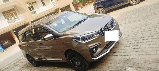 https://images10.gaadi.com/usedcar_image/4642815/original/processed_d5125cc1-107d-4d3d-bf74-2b8c86e4e10a.jpg?imwidth=6400