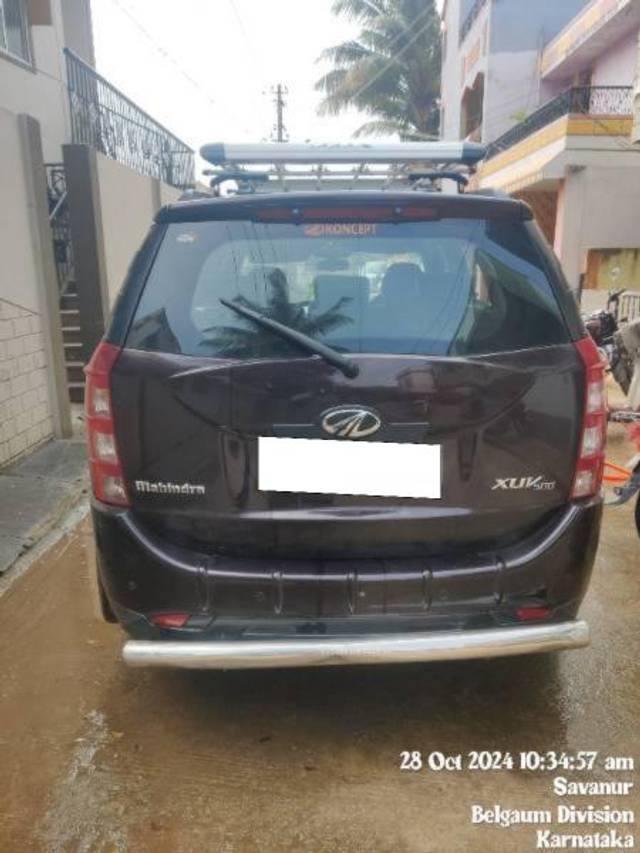 https://images10.gaadi.com/usedcar_image/4643022/original/processed_96b9638a-1e6d-4596-a74d-17b2939f19ef.jpg?imwidth=6402
