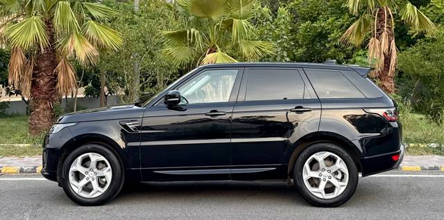 https://images10.gaadi.com/usedcar_image/4643086/original/653afa9a9c41f110c2d6847c0658a5fe.jpeg?imwidth=6402