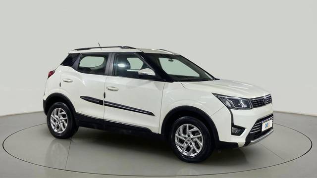 https://images10.gaadi.com/usedcar_image/4643092/original/845f3e529df5a2994b3a82732d63e5f2.jpg?imwidth=6400