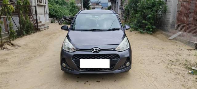 https://images10.gaadi.com/usedcar_image/4643126/original/processed_e0bb2384-4071-41cd-9ede-90f0915c318d.jpg?imwidth=6400