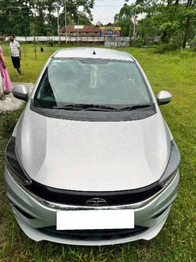 https://images10.gaadi.com/usedcar_image/4643127/original/processed_4749b20d-7dc2-4110-b010-0271d553bfe6.jpeg?imwidth=6400