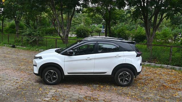 https://images10.gaadi.com/usedcar_image/4643132/original/3147aa80f37be3e99562a5e79009acf8.jpg?imwidth=6401