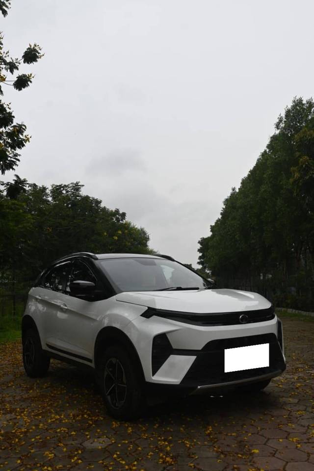https://images10.gaadi.com/usedcar_image/4643132/original/processed_aeb68150cdb5c219c16a0468cd71d3c9.jpg?imwidth=6400