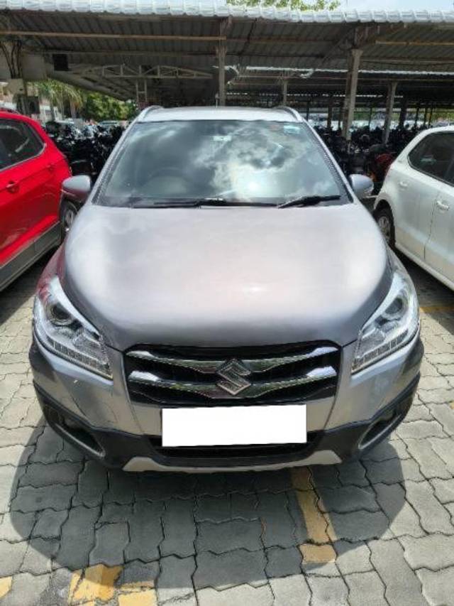 https://images10.gaadi.com/usedcar_image/4643188/original/processed_5dd15e9f-341e-48d7-85a8-073933f5171a.jpg?imwidth=6400