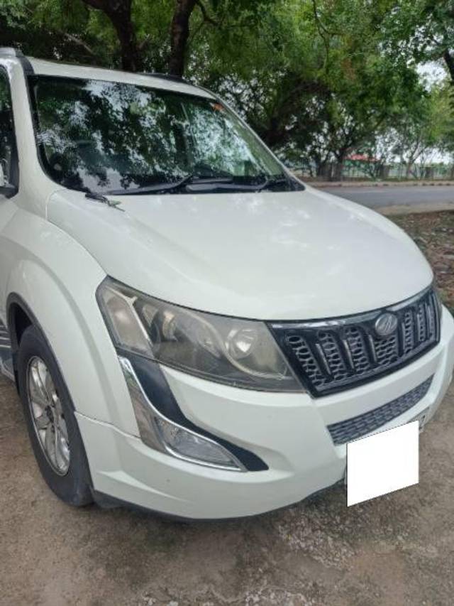 https://images10.gaadi.com/usedcar_image/4643198/original/processed_99a566cd-c583-461c-a611-d00d371af81b.jpg?imwidth=6400