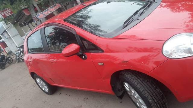 https://images10.gaadi.com/usedcar_image/4643254/original/processed_341224a8-98b4-414e-aab9-88b8380a1e15.jpg?imwidth=6401