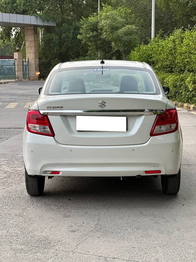 https://images10.gaadi.com/usedcar_image/4643259/original/processed_bbbba81fc0ccc41c11ad8ce36c5ece6e.jpg?imwidth=6402